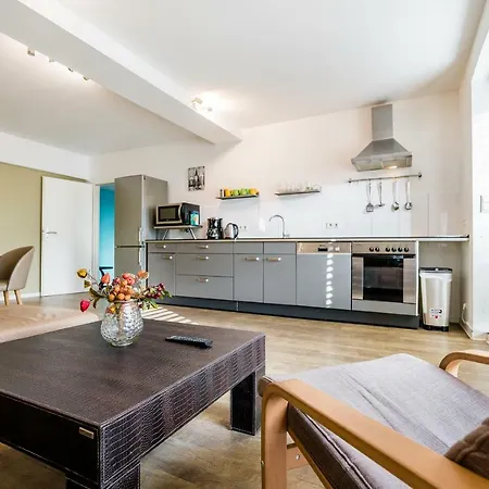 Ferienwohnung * Hürth